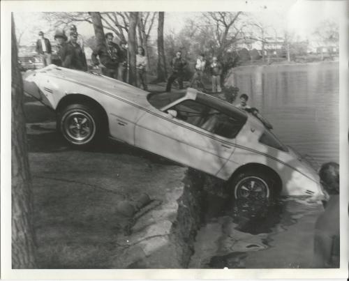 Car in Lake, Kirschenbaum, Oberto with camera